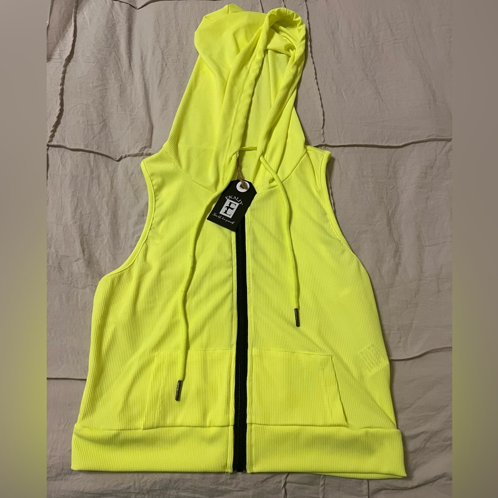 NWT Ekaliy Women’s workout set